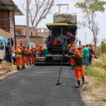 Obras de asfaltamento em grandes vias deixam trânsito mais eficiente