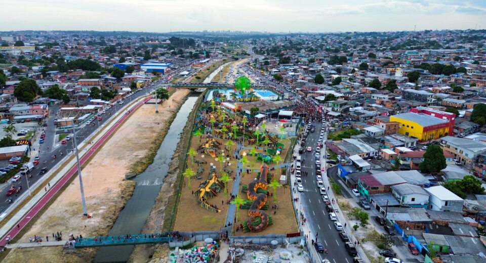 Parque Gigantes da Floresta localizado às margens do igarapé do Mindu