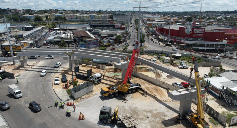 A nossa gestão foi marcada pelas grandes obras de infraestrutura que buscaram melhorar o dia a dia da população
