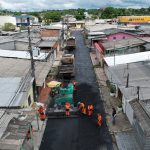 Prefeitura de Manaus pavimenta 20 ramais da zona rural e amplia mobilidade em 2025