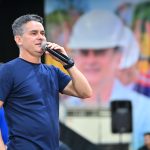 Recebido com carreata, David Almeida participa do lançamento da candidatura de Vivi Lira e lembra grandes obras na Colônia Antônio Aleixo