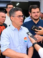 Cidade mentiu e já pagou mais de R$ 16 milhões às empresas da própria família, prova David em debate